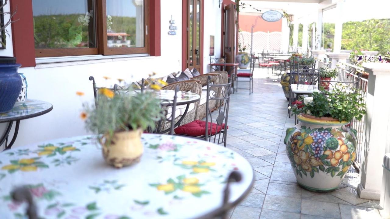 Hotel Isolabella Вентолене Экстерьер фото